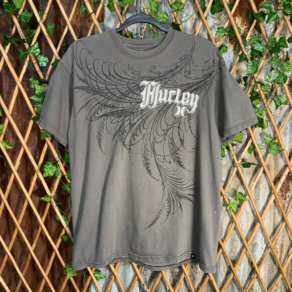 Vintage Y2K Hurley grunge mallgoth surf/skate 2000s t-shirt - Picture 1 of 4